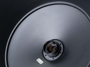 Miniaturka 10 - Wnętrze czarnego klosza z gwintem E27 na żarówkę