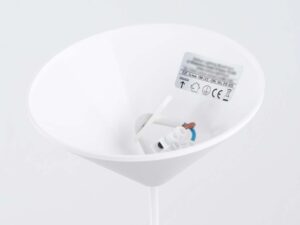 Miniaturka 9 - Wnętrze podsufitki lampy wiszącej białej z kostką elektryczną