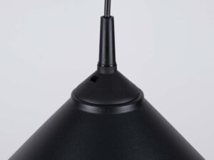 Miniaturka 12 - Detal mocowania przewodu do klosza lampy wiszącej czarnej