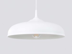 Miniaturka 6 - Biała lampa wisząca metalowa z płaskim kloszem zbliżenie