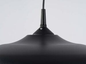 Miniaturka 8 - Detal górnej części klosza lampy wiszącej czarnej metalowej