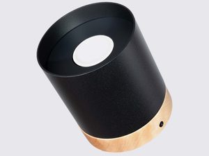 Miniaturka 3 - Czarna lampa sufitowa natynkowa z drewnianą podstawą w kolorze naturalnym