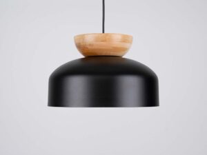 Miniaturka 6 - Biały metalowy klosz lampy wiszącej z drewnianą górą