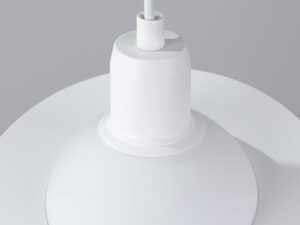 Miniaturka 8 - Detal górnej części klosza lampy sufitowej Saturn z mocowaniem przewodu