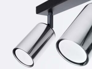 Miniaturka 5 - Detal dwóch chromowanych reflektorów cylindrycznych plafonu dwupunktowego zbliżenie
