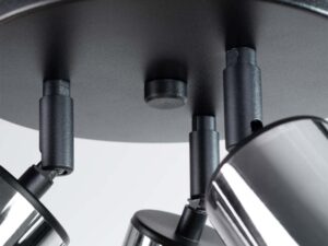 Miniaturka 5 - Detal spodu okrągłej podstawy plafonu trójpunktowego czarno-chromowanego z mocowaniami