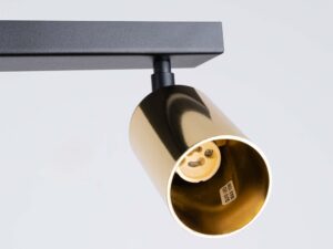 Miniaturka 4 - Detal złotego reflektora plafonu z gniazdem GU10 i etykietą zbliżenie