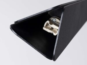 Miniaturka 10 - Wnętrze klosza lampy wiszącej czarnej z gniazdem żarówki