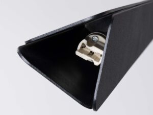 Miniaturka 10 - Wnętrze klosza lampy wiszącej czarnej z gniazdem żarówki