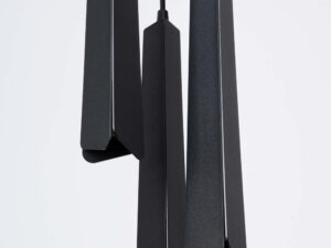 Miniaturka 6 - Detal trzech kloszy lampy wiszącej potrójnej czarnej zbliżenie