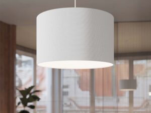 Miniaturka 6 - Lampa wisząca z białym abażurem w aranżacji salonu zbliżenie