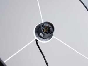 Miniaturka 6 - Wnętrze abażura lampy wiszącej 40cm z gniazdem E27 zbliżenie