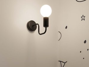Miniaturka 18 - Czarny kinkiet ścienny metalowy z białą żarówką w pokoju dziecięcym
