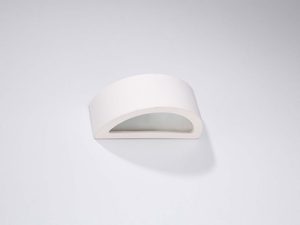 Miniaturka 1 - Biały kinkiet ceramiczny o zaokrąglonym kształcie z perspektywy