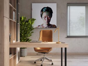 Miniaturka 9 - Złota lampa biurkowa LED na drewnianym biurku w gabinecie