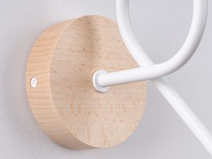 Miniaturka 8 - Drewniana rozeta kinkietu bukowego z widocznym naturalnym usłojeniem