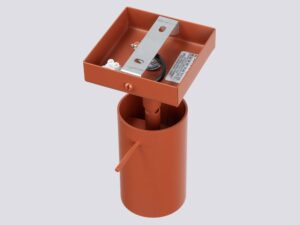 Miniaturka 3 - Wnętrze konstrukcji kinkietu z okablowaniem i uchwytem montażowym