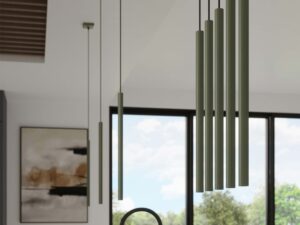 Miniaturka 7 - Zielone lampy wiszące tubowe w aranżacji wnętrza przy dużym oknie