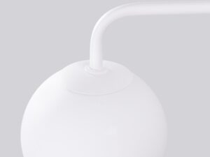 Miniaturka 5 - Detal mocowania kuli do ramienia kinkietu białego zbliżenie