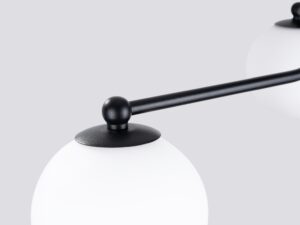 Miniaturka 4 - Detal mocowania klosza do ramienia lampy sufitowej pięcioramiennej czarnej