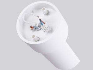 Miniaturka 7 - Wnętrze podstawy kinkieta białego z kostką elektryczną i okablowaniem