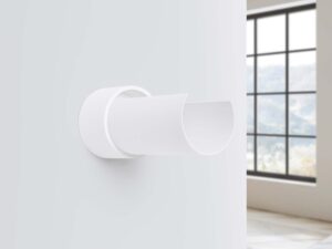 Miniaturka 1 - Kinkiet ścienny biały w aranżacji wnętrza przy oknie