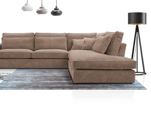 Miniaturka 12 - Beżowy narożnik sztruksowy w aranżacji salonu z lampami i dywanem