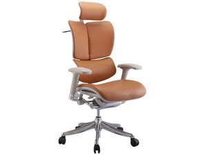 Miniaturka 1 - Fotel biurowy ergonomiczny karmelowy z podłokietnikami perspektywa