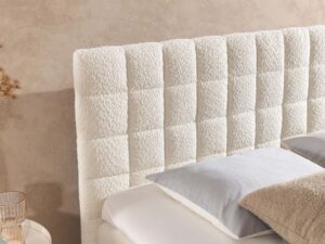 Miniaturka 11 - Zbliżenie na pikowany zagłówek w kwadraty w boucle