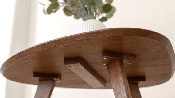 Miniaturka 7 - Dębowy nowoczesny stolik nocny Basic