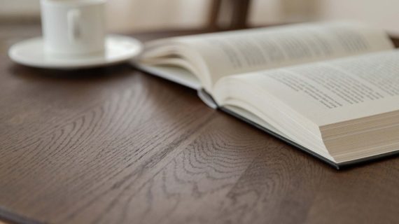 Miniaturka 8 - Klasyczny dębowy nowoczesny stolik Basic