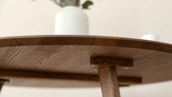 Miniaturka 11 - Klasyczny nowoczesny dębowy stolik 90 cm Basic