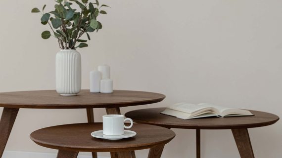 Miniaturka 8 - Klasyczny nowoczesny dębowy stolik tabacco Basic