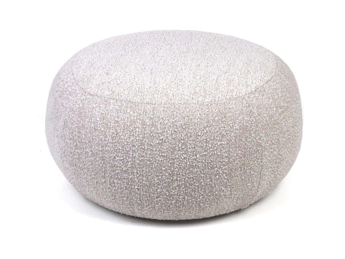 Puf tapicerowany eleganckie obszycie Claresa M