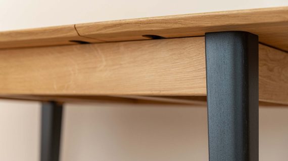 Miniaturka 5 - Minimalistyczny rozkładany dębowy stół Basic