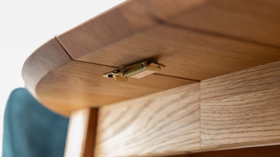 Miniaturka 16 - Klasyczny nowoczesny dębowy stół 90 cm Basic