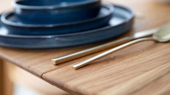 Miniaturka 18 - Klasyczny nowoczesny dębowy stół 90 cm Basic