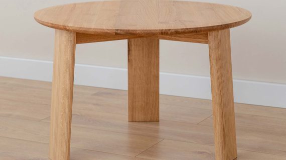 Miniaturka 1 - Klasyczny nowoczesny dębowy stolik 61 cm Asento