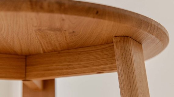 Miniaturka 6 - Klasyczny nowoczesny dębowy stolik 61 cm Asento