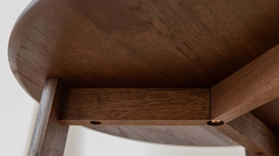 Miniaturka 4 - Klasyczny dębowy nowoczesny stolik 61 cm Asento