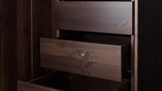 Miniaturka 4 - Drewniany sosnowy stylowy mebel Kalari