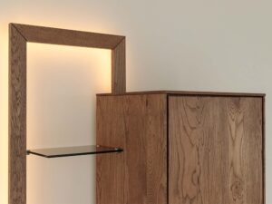 Miniaturka 13 - Detal podświetlenia LED i szafki witryny wiszącej tabacco zbliżenie