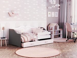 Miniaturka 3 - Biało-grafitowe łóżko dziecięce z szufladą w pokoju dziewczynki