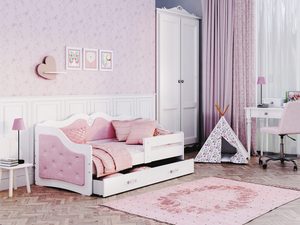 Miniaturka 9 - Łóżko dziecięce pastelowo-różowe tapicerowane z otwartą szufladą w pokoju