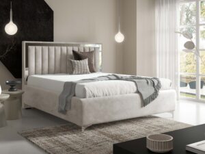 Miniaturka 80 - Łóżko tapicerowane kremowe ze srebrnymi elementami w stylowej sypialni