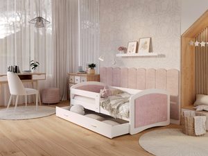 Miniaturka 5 - Różowe łóżko dziecięce z pikowanym zagłówkiem i otwartą szufladą w pokoju dziewczynki