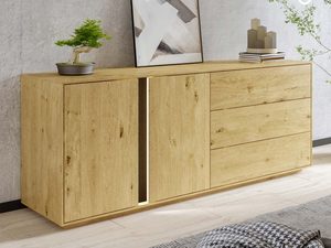 Miniaturka 1 - Komoda dębowa duża z drzwiczkami i szufladami w nowoczesnym salonie