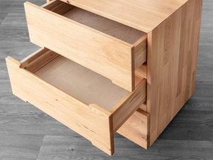 Miniaturka 4 - Szafka nocna dębowa detal dwóch otwartych szuflad zbliżenie z góry