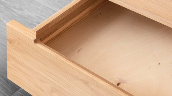 Miniaturka 5 - Drewniana szafka nocna z litego drewna Macari 3L