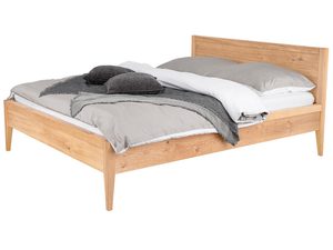 Miniaturka 2 - Łóżko dębowe z pościelą i wysokim drewnianym zagłówkiem perspektywa